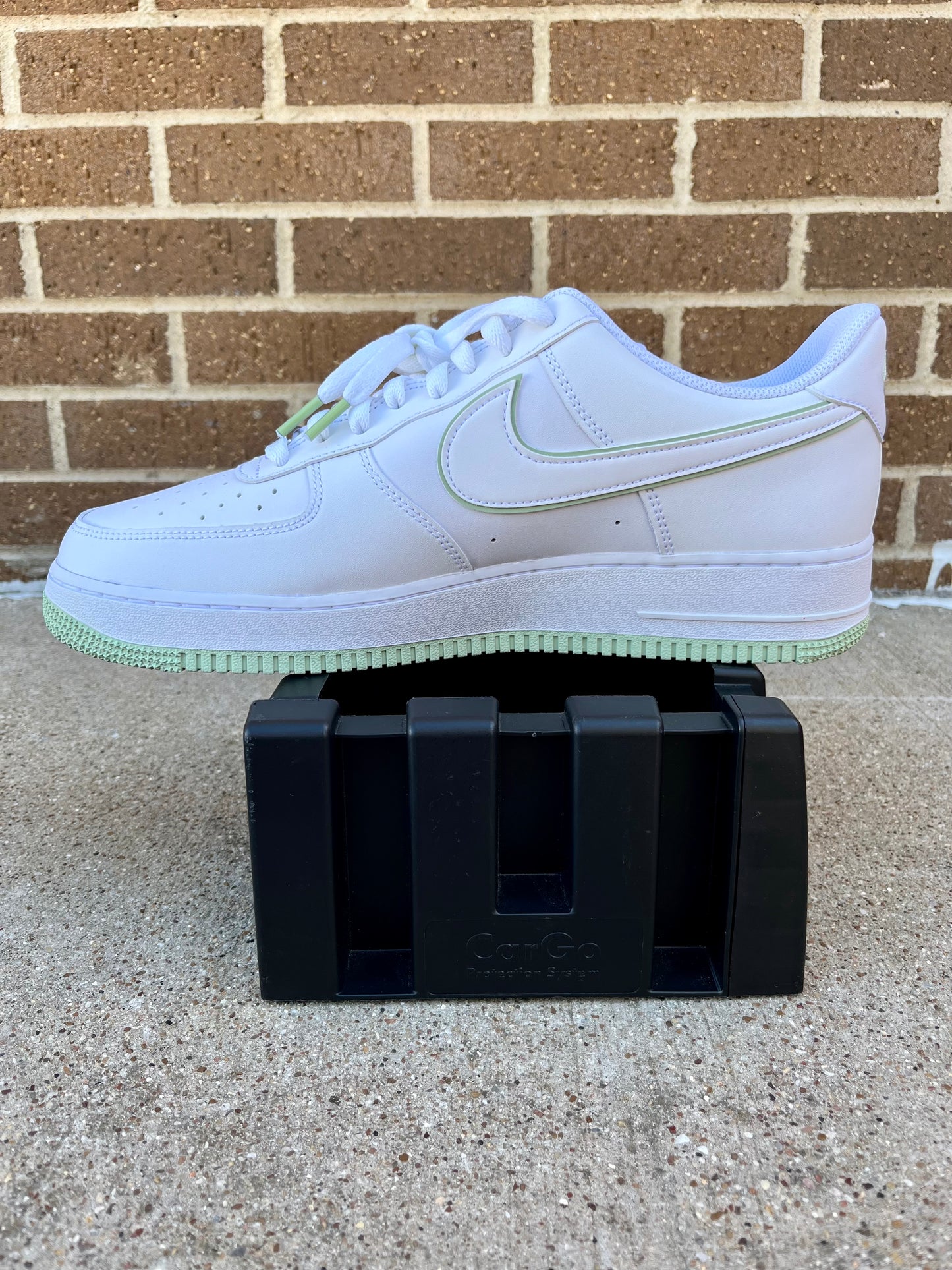 Nike Air Force 1 Low '07 White Honeydew, US M12.5/W14