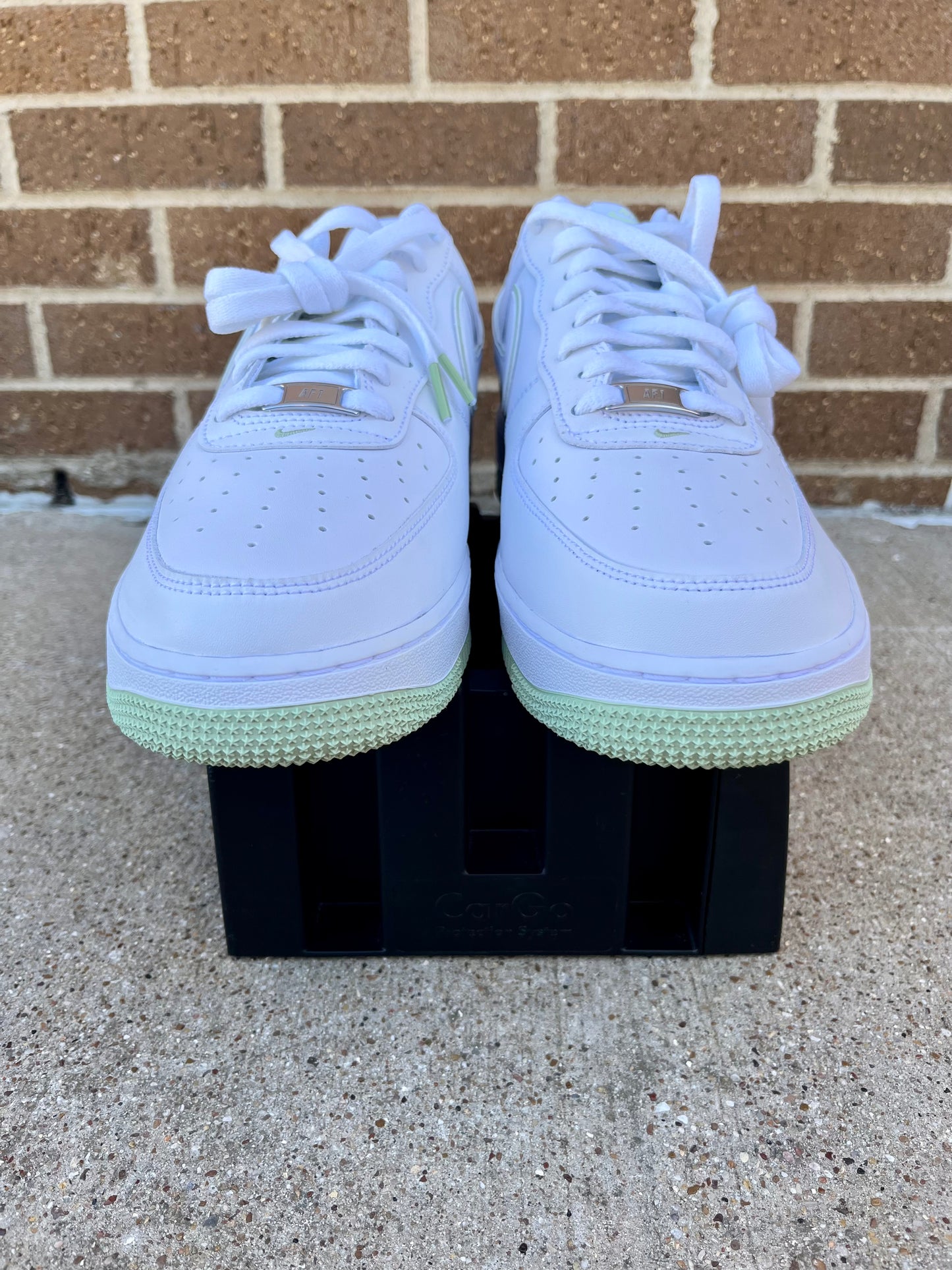 Nike Air Force 1 Low '07 White Honeydew, US M12.5/W14