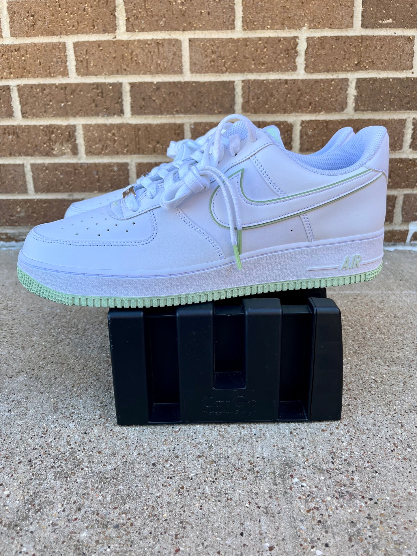 Nike Air Force 1 Low '07 White Honeydew, US M12.5/W14